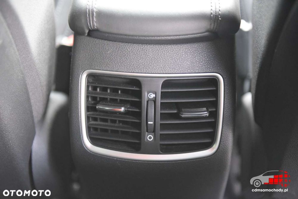 Hyundai Tucson 1.6 GDI BlueDrive Style 2WD - 34