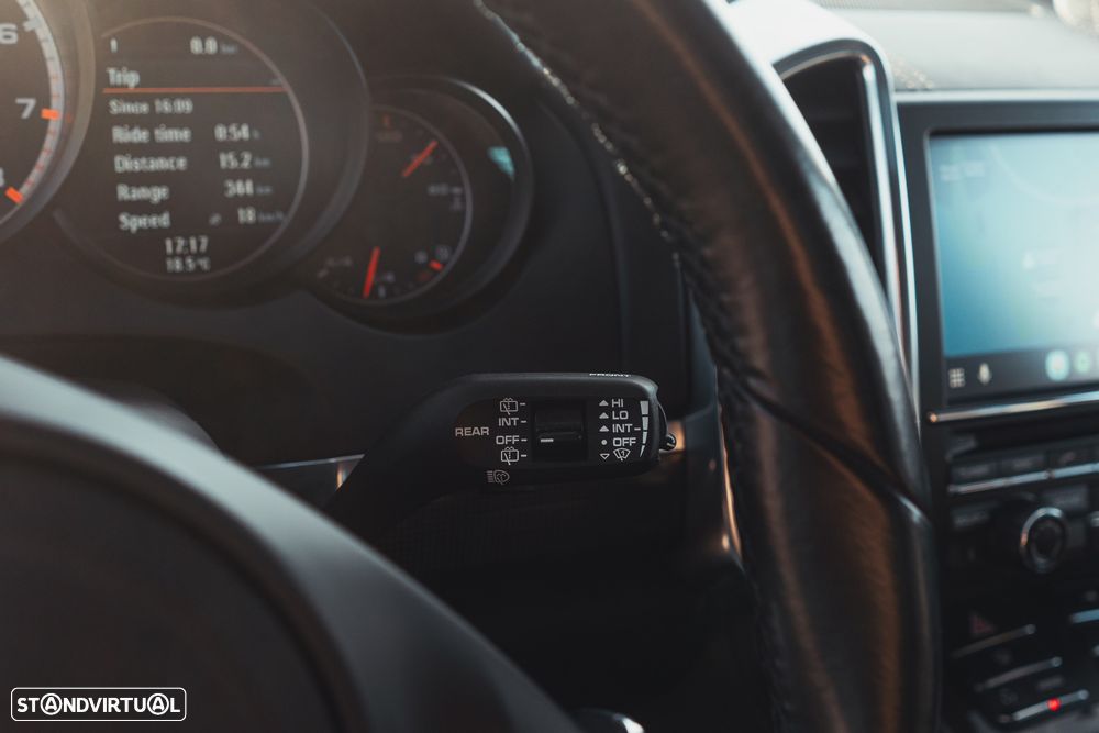 Porsche Cayenne Turbo - 45