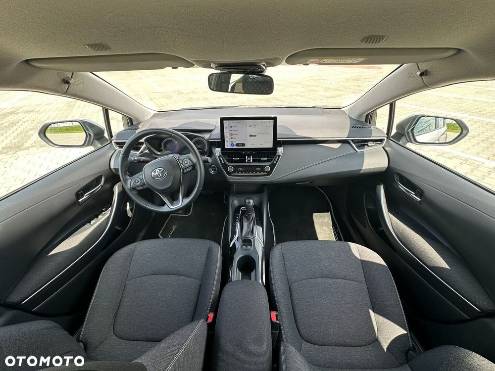 Toyota Corolla 1.8 Hybrid Comfort - 13