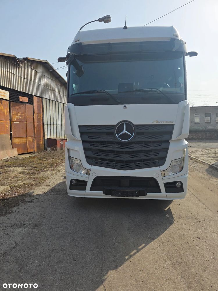 Mercedes-Benz 1845 - 2