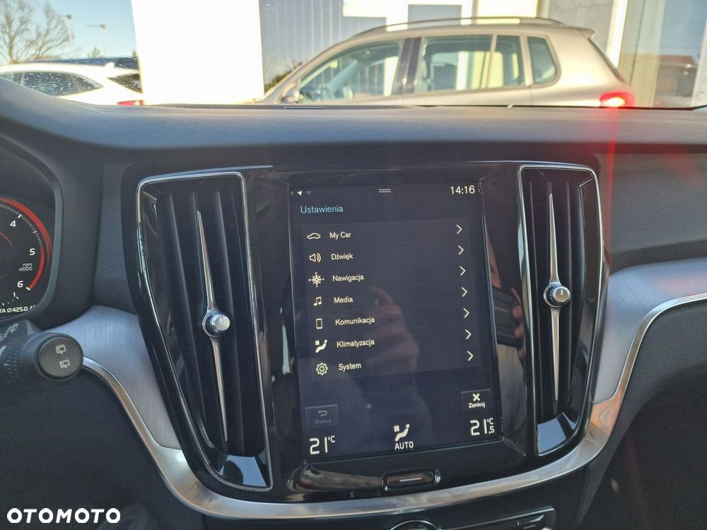 Volvo V60 D3 Geartronic Momentum Pro - 18