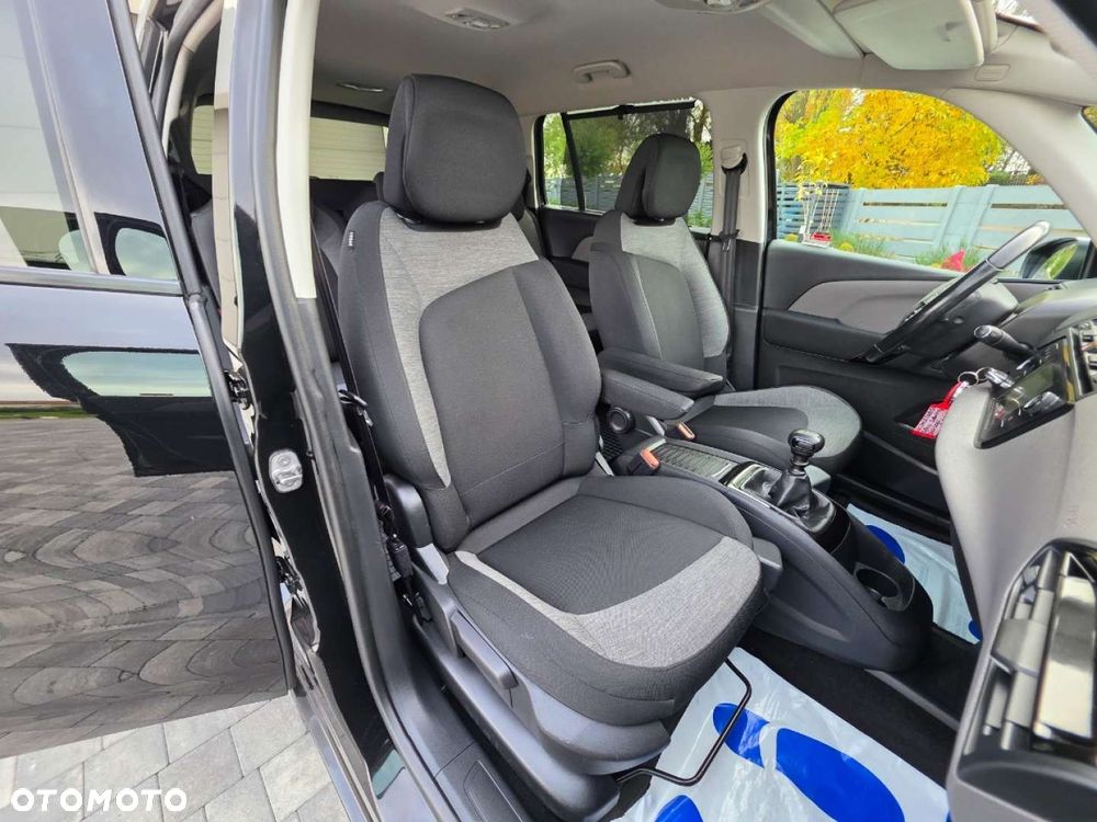 Citroën C4 SpaceTourer - 24