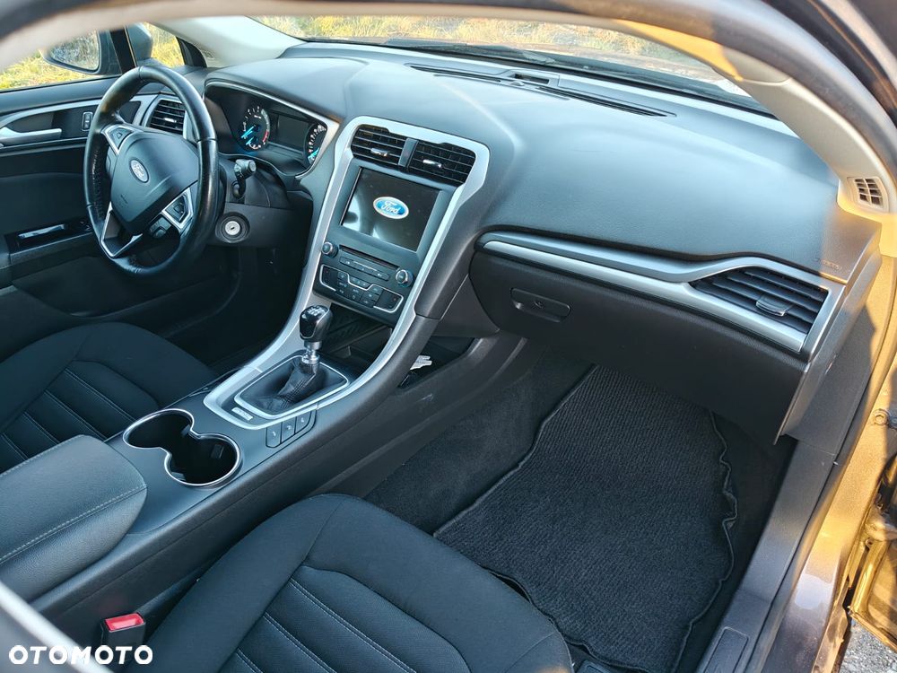 Ford Mondeo 2.0 TDCi Trend - 13