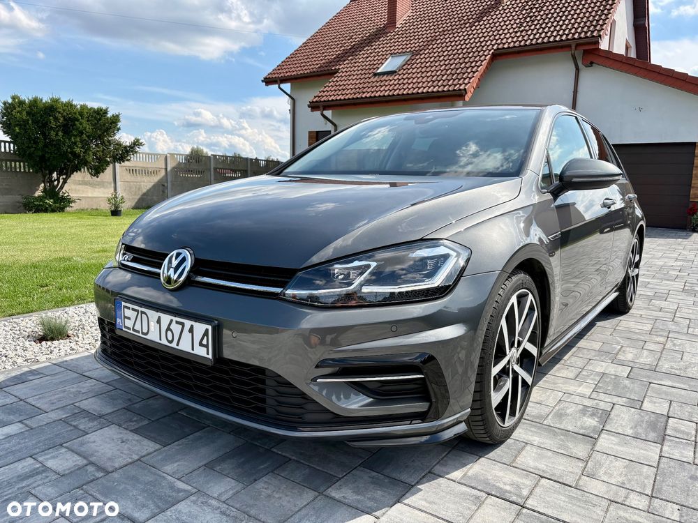 Volkswagen Golf - 2