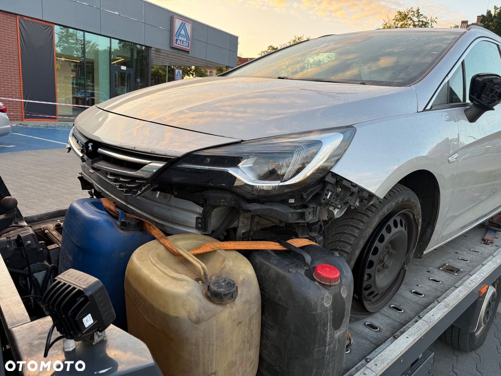 Opel Astra 1.6 D (CDTI) Automatik Innovation - 8