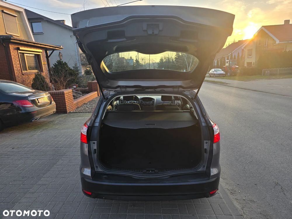 Ford Focus - 23