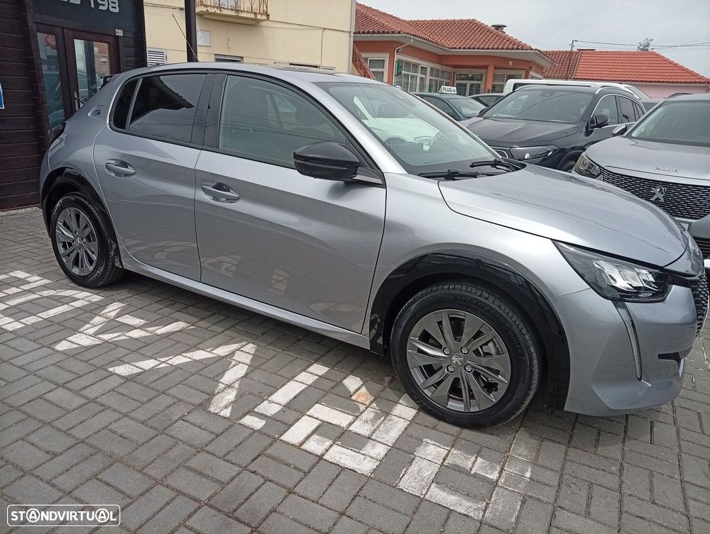 Peugeot e-208 50 kWh Allure - 8