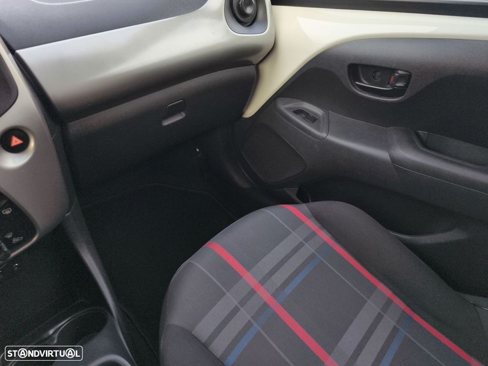 Peugeot 108 1.0 VTi Active - 17