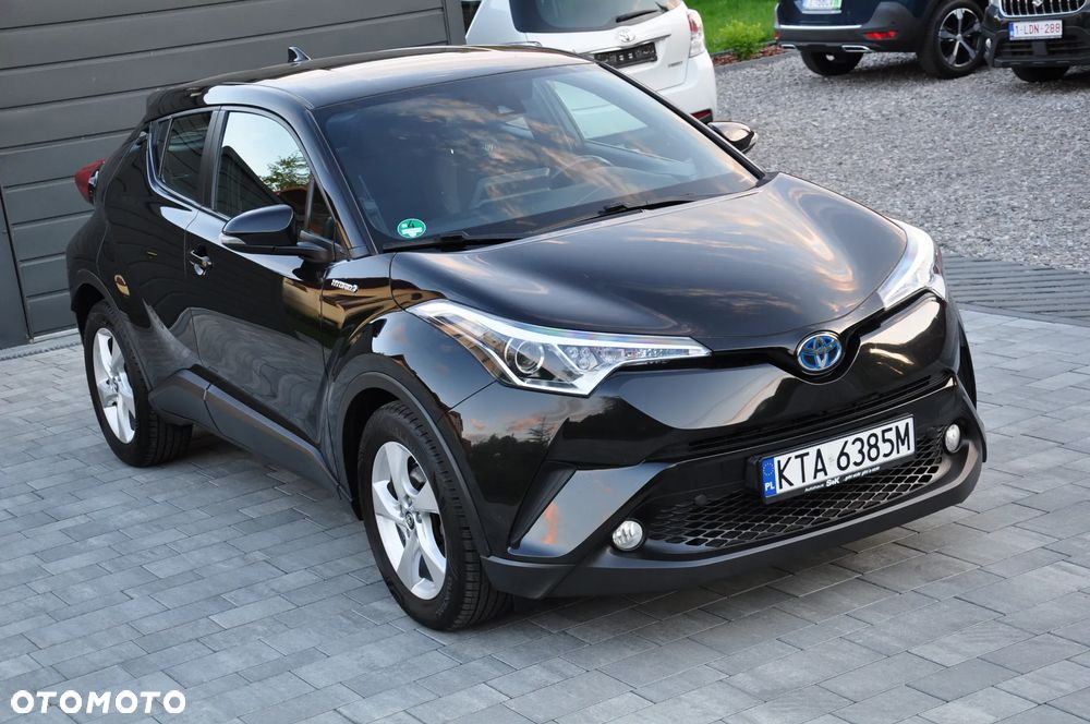 Toyota C-HR Business-Edition - 9