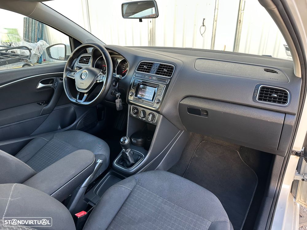 VW Polo 1.4 TDi BlueMotion - 11