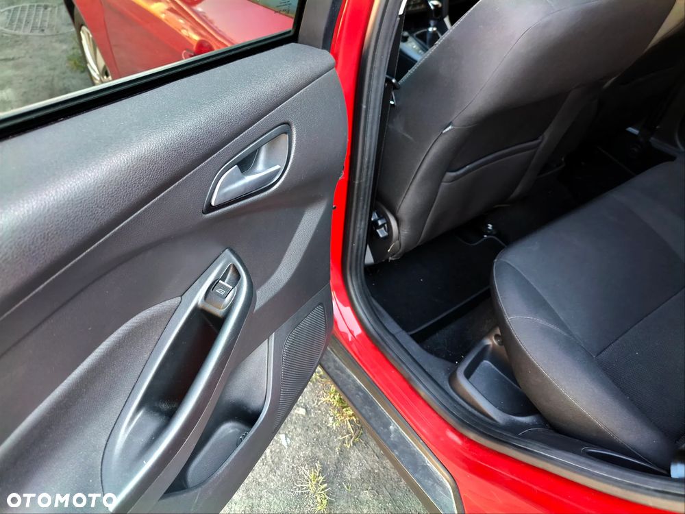 Ford Focus 1.0 EcoBoost Edition - 12