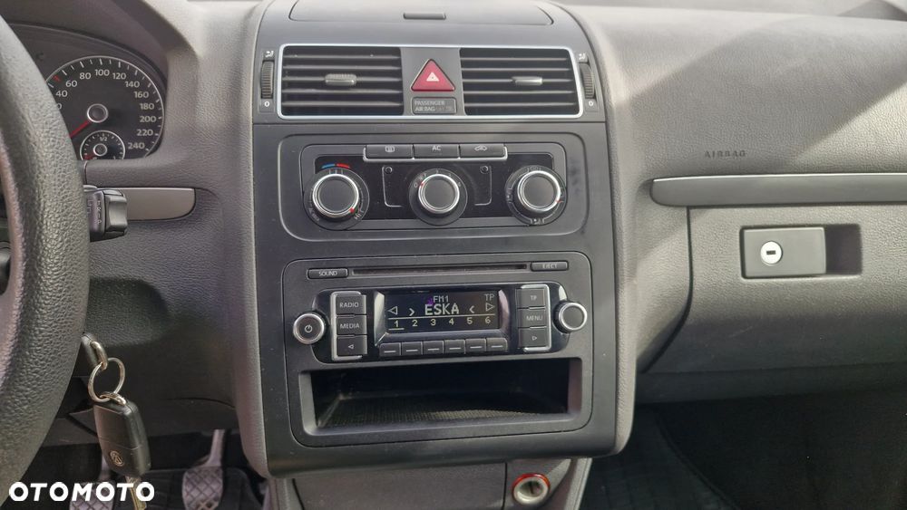 Volkswagen Touran 1.6 TDI DPF BlueMotion Technology Life - 19