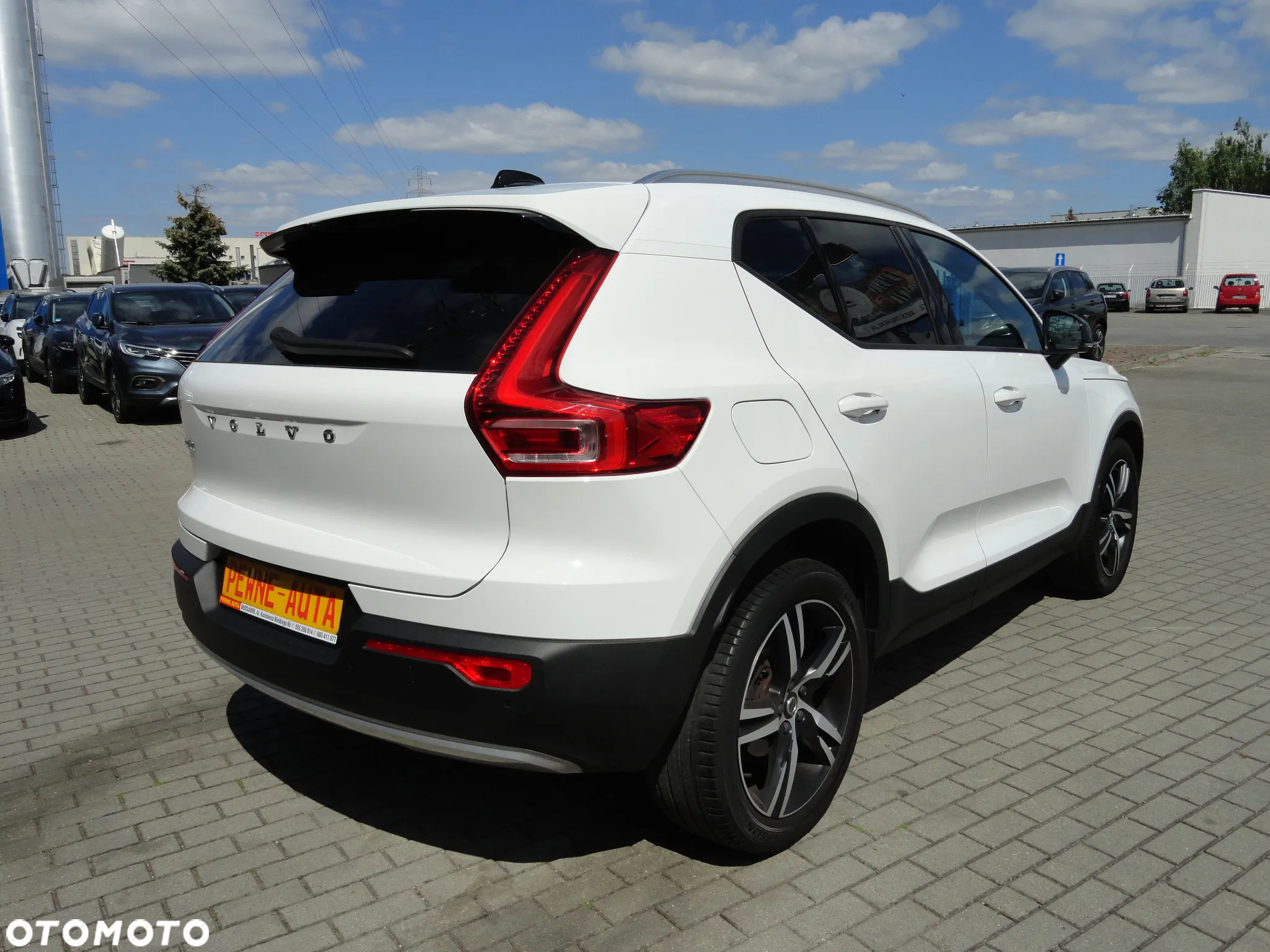Volvo XC 40 D3 SCR Momentum Core - 8