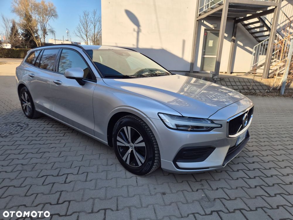 Volvo V60 D3 Momentum Core - 4
