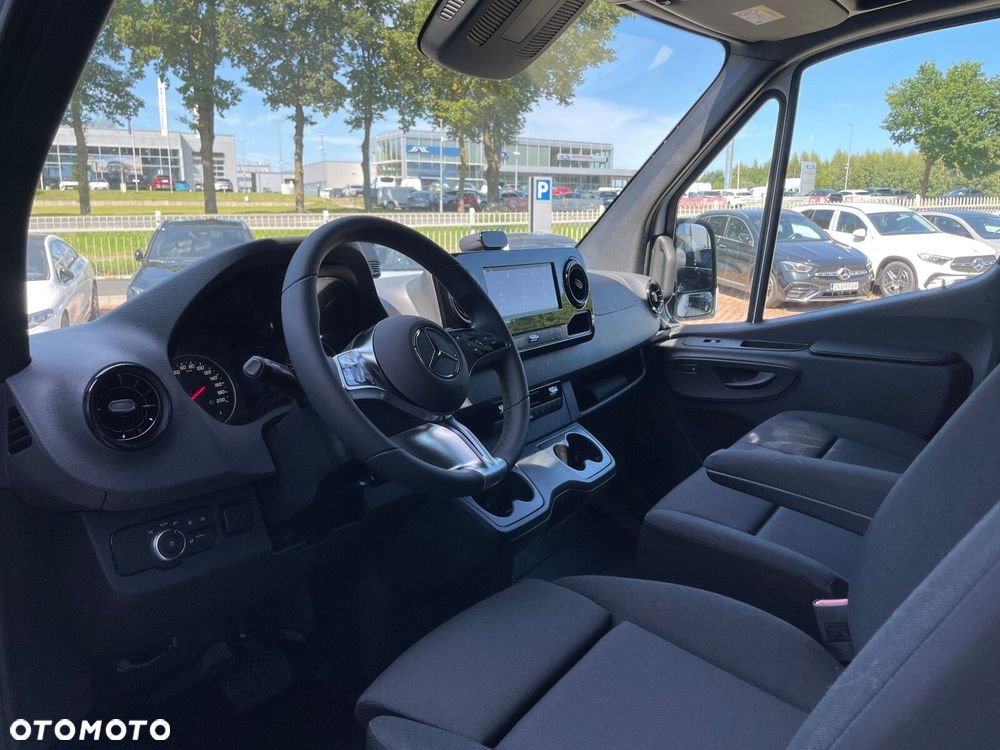 Mercedes-Benz Sprinter 319 CDI L4H2 Reflektory LED Kamera Tempomat - 12