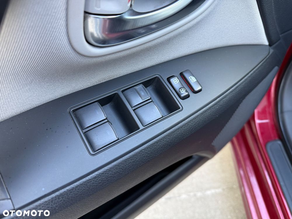 Toyota Avensis Touring Sports 1.8 Edition S+ - 12