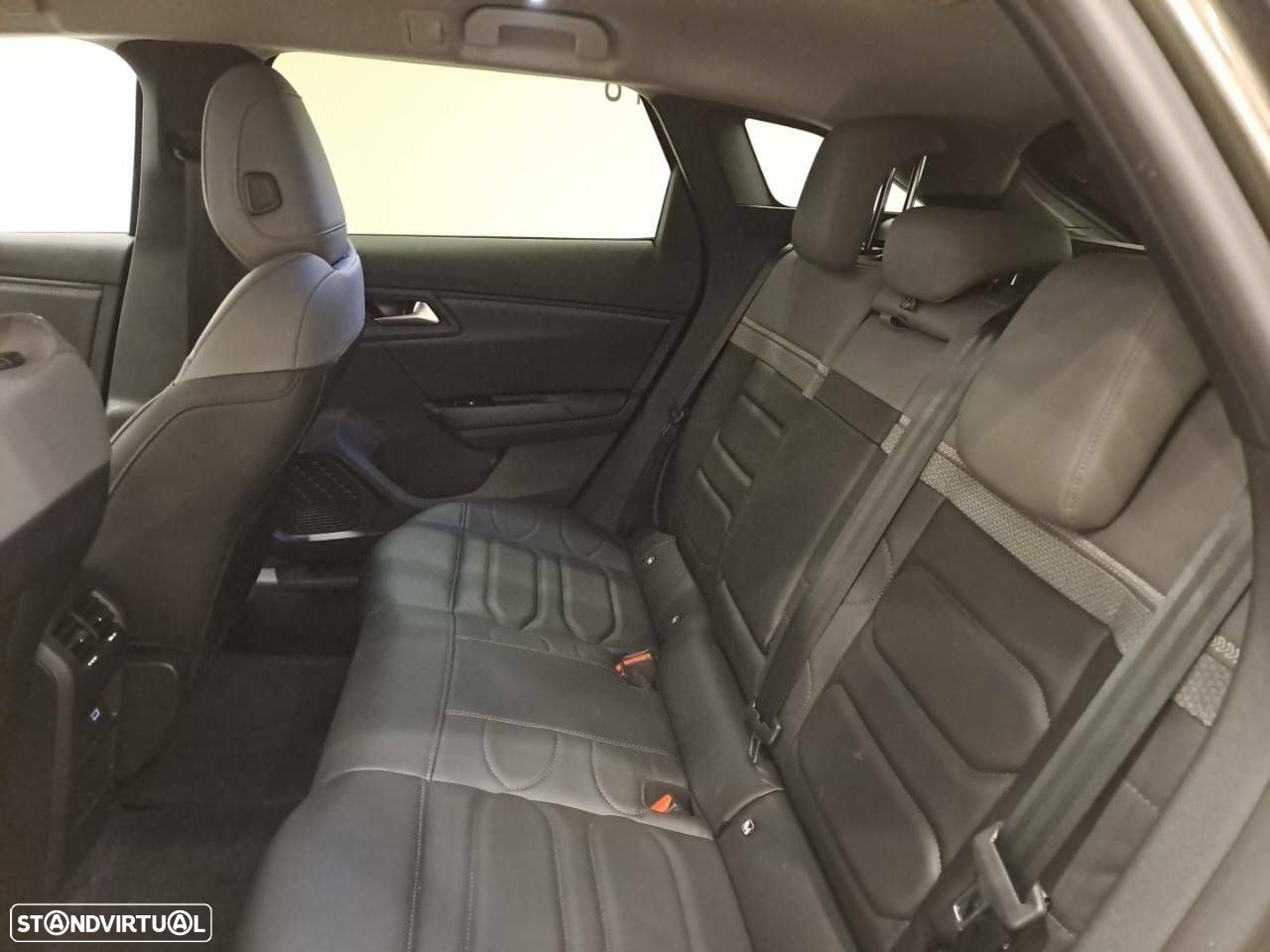 Citroën C5 X 1.6 Hybrid Shine e-EAT8 - 10