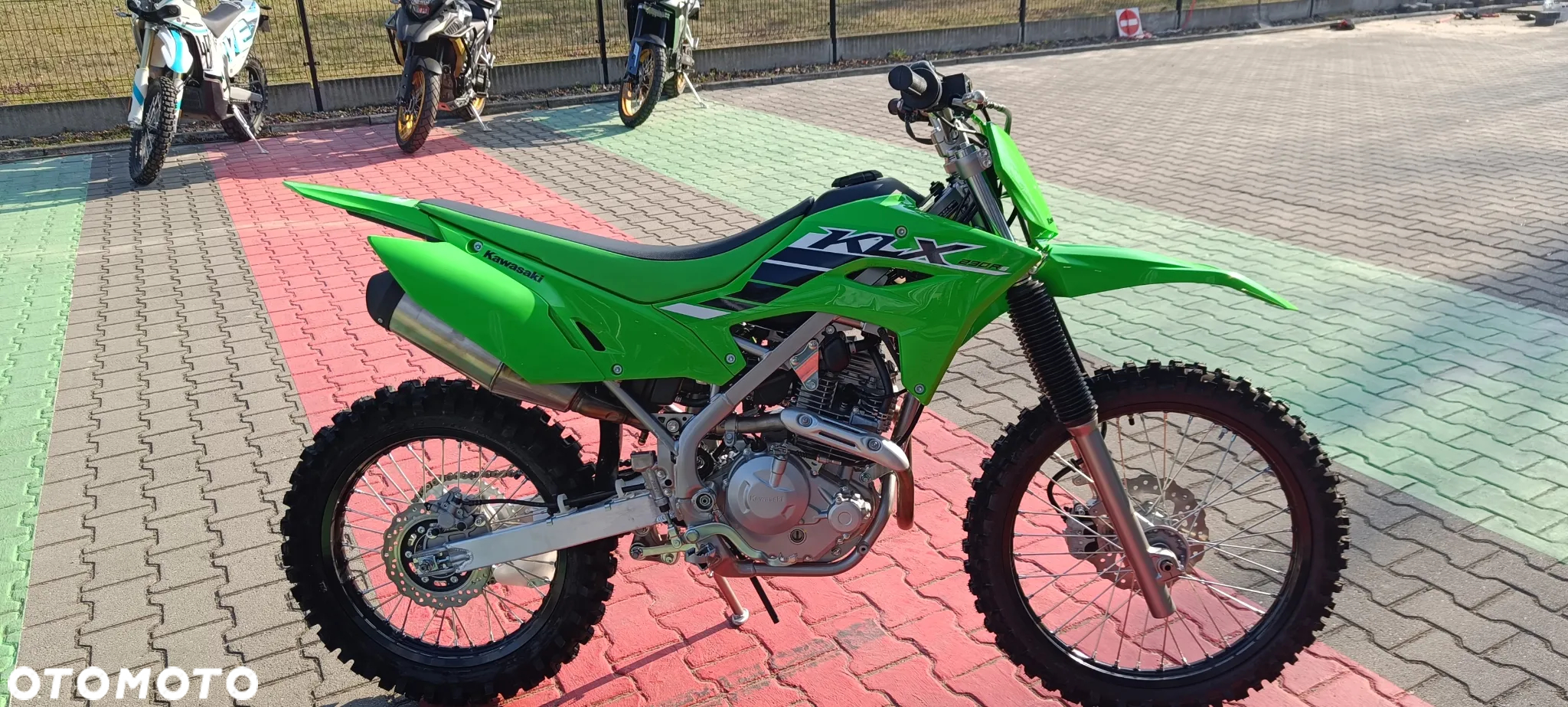 Kawasaki KLX - 7