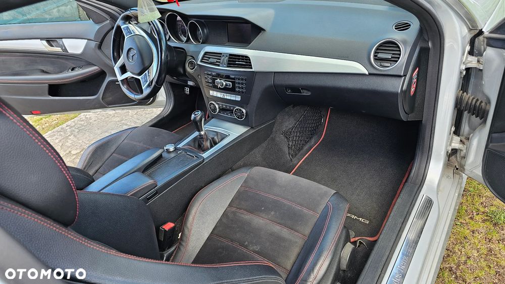 Mercedes-Benz Klasa C 180 Coupe AMG Line - 9