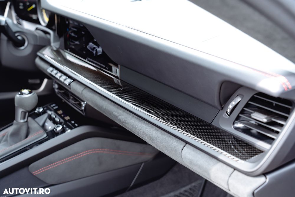 Porsche 911 GT3 PDK - 11