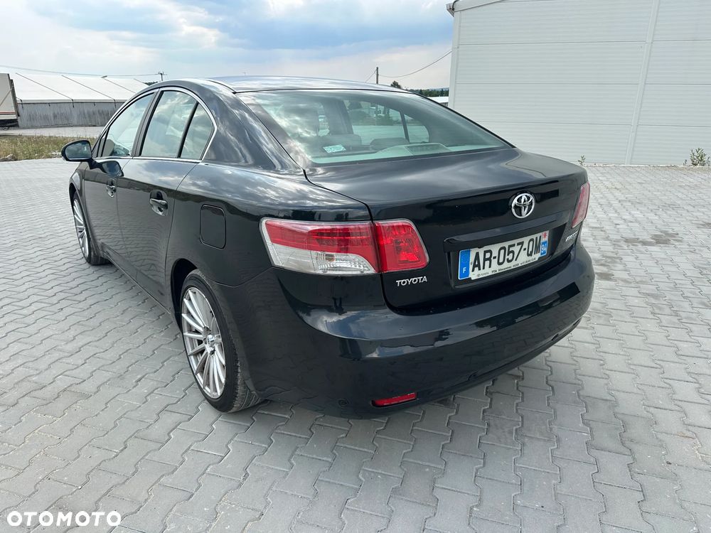 Toyota Avensis 2.2 D-4D Life - 18