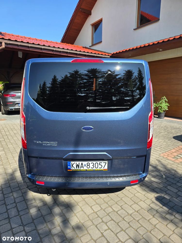 Ford Tourneo Custom 2.0 EcoBlue L1 Titanium - 4