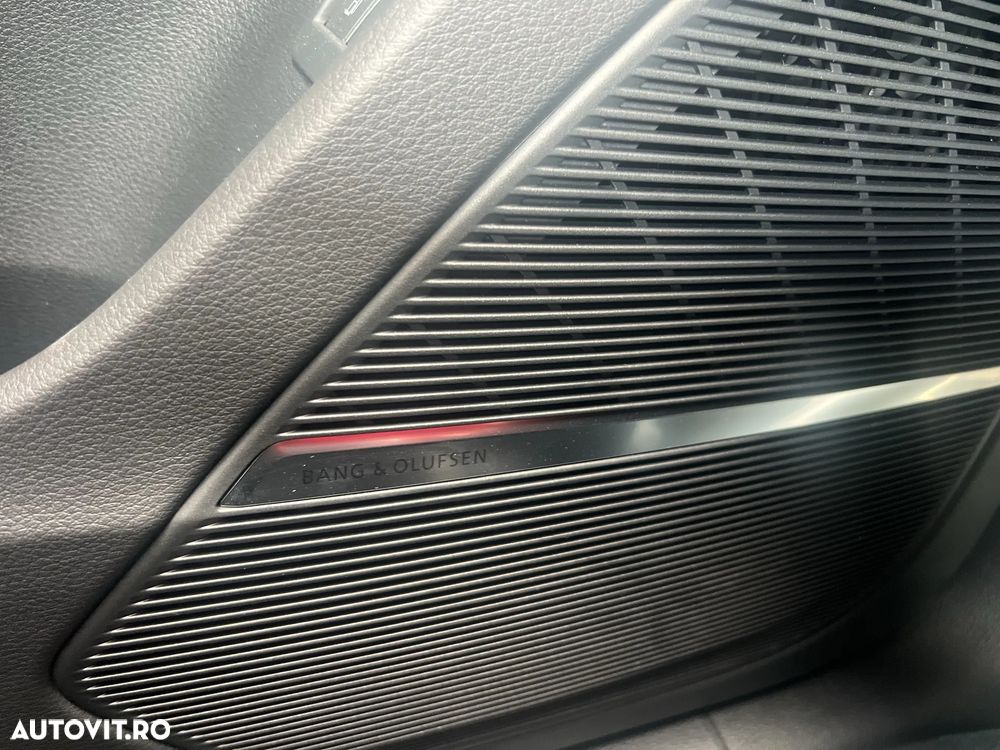 Audi Q8 55 TFSI e quattro Tiptronic PHEV - 27