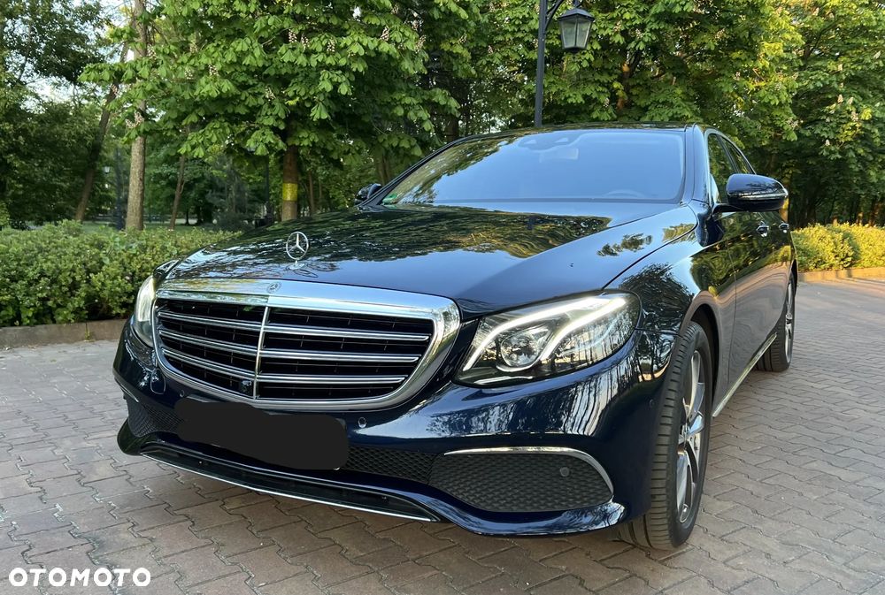 Mercedes-Benz Klasa E 220 d T 9G-TRONIC Exclusive - 6