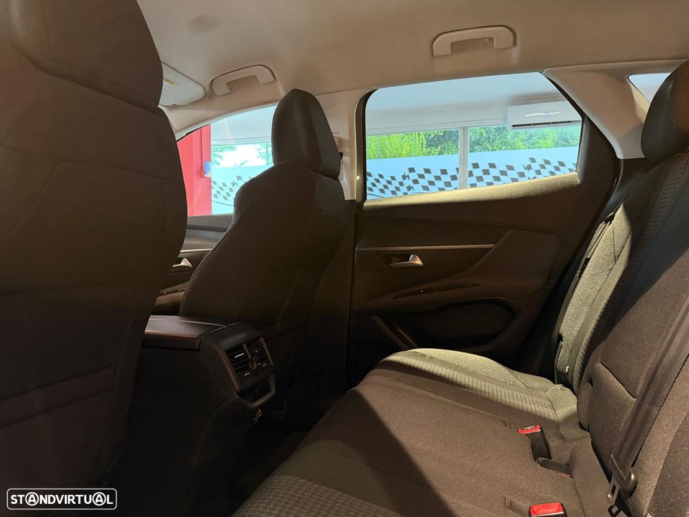 Peugeot 3008 1.5 BlueHDi Style - 18