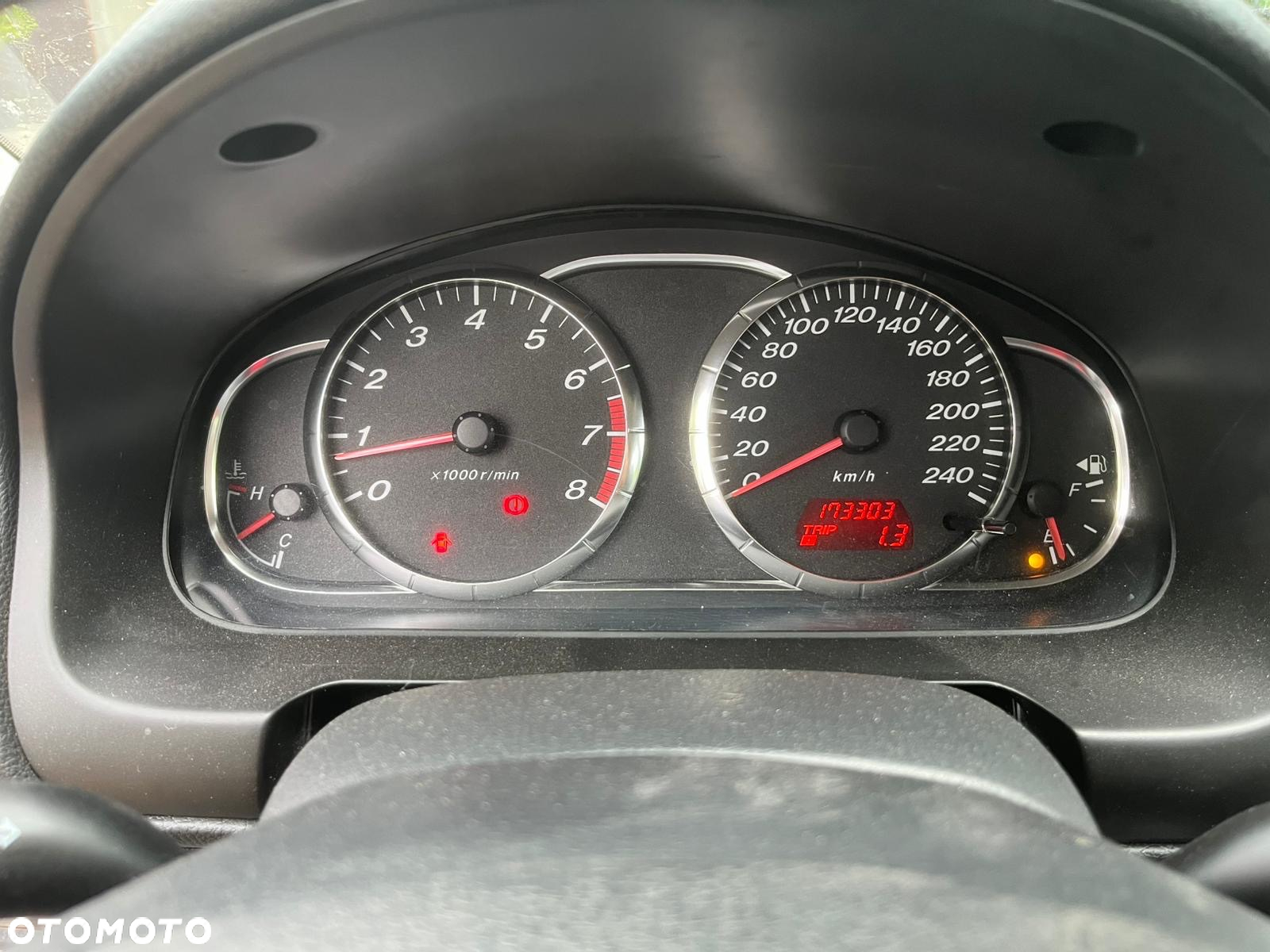 Mazda 6 2.0 Exclusive + - 12