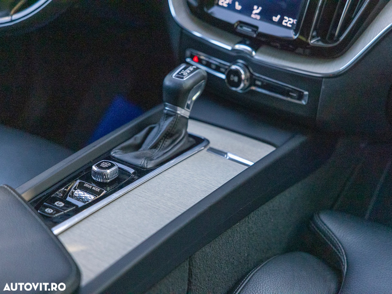 Volvo XC 60 D4 AWD Geartronic Inscription - 14