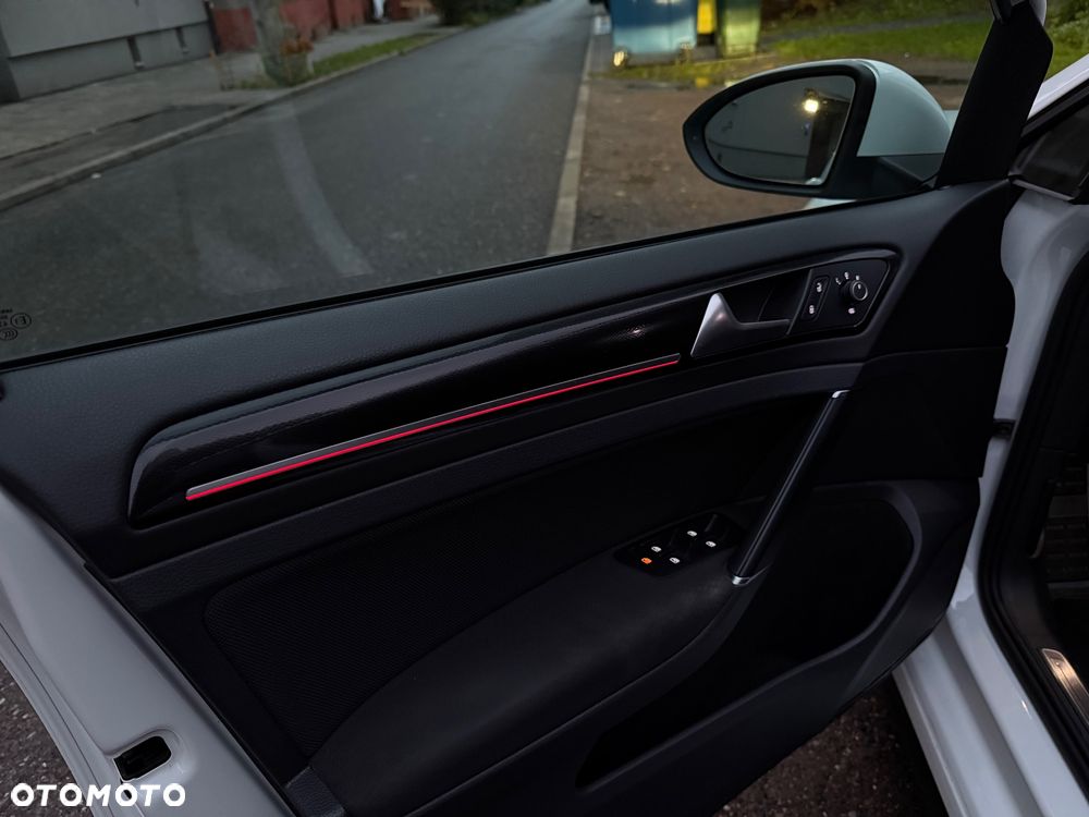 Volkswagen Golf VII 2.0 TSI BMT GTI - 23