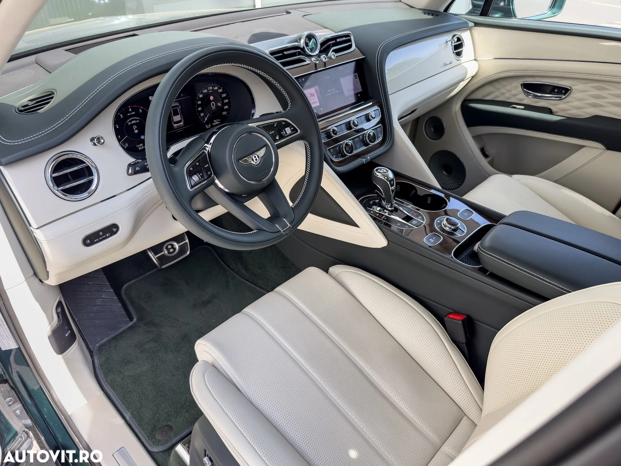 Bentley Bentayga - 8
