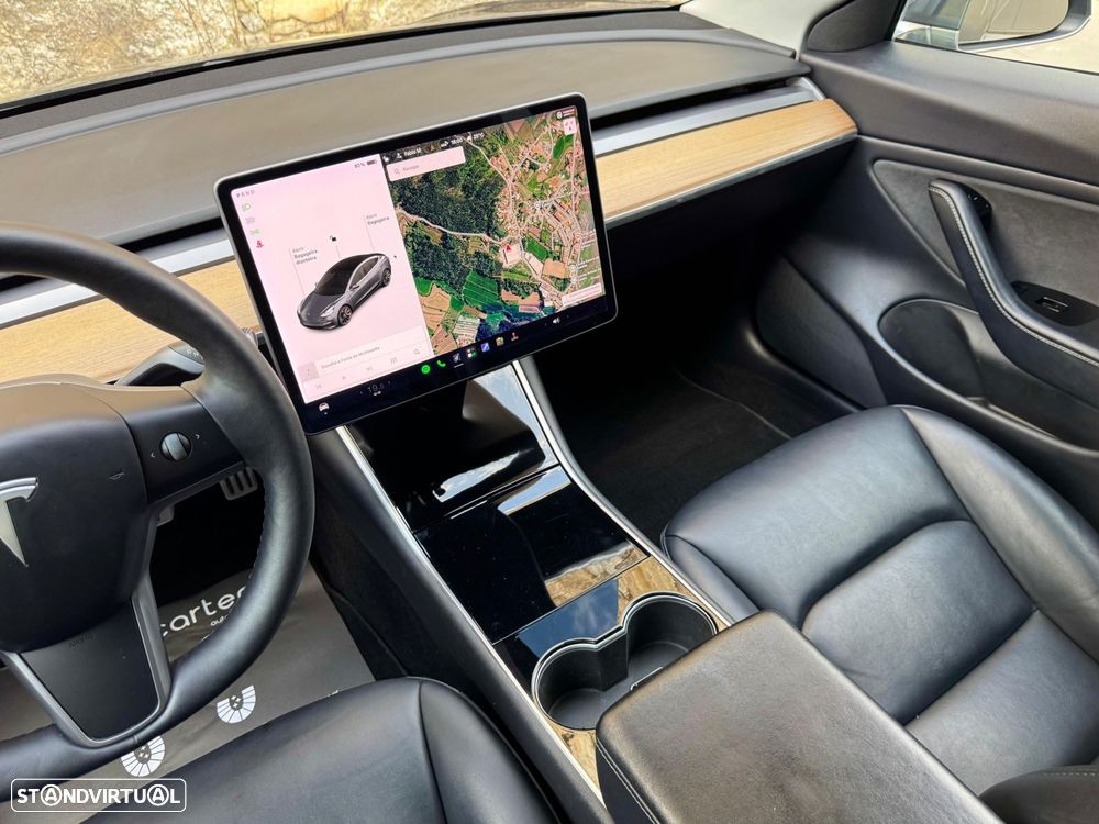 Tesla Model 3 Performance Dual Motor AWD - 38