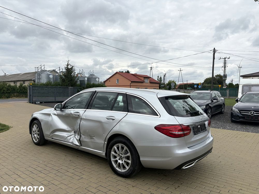 Mercedes-Benz Klasa C 200 d 9G-TRONIC Exclusive - 3