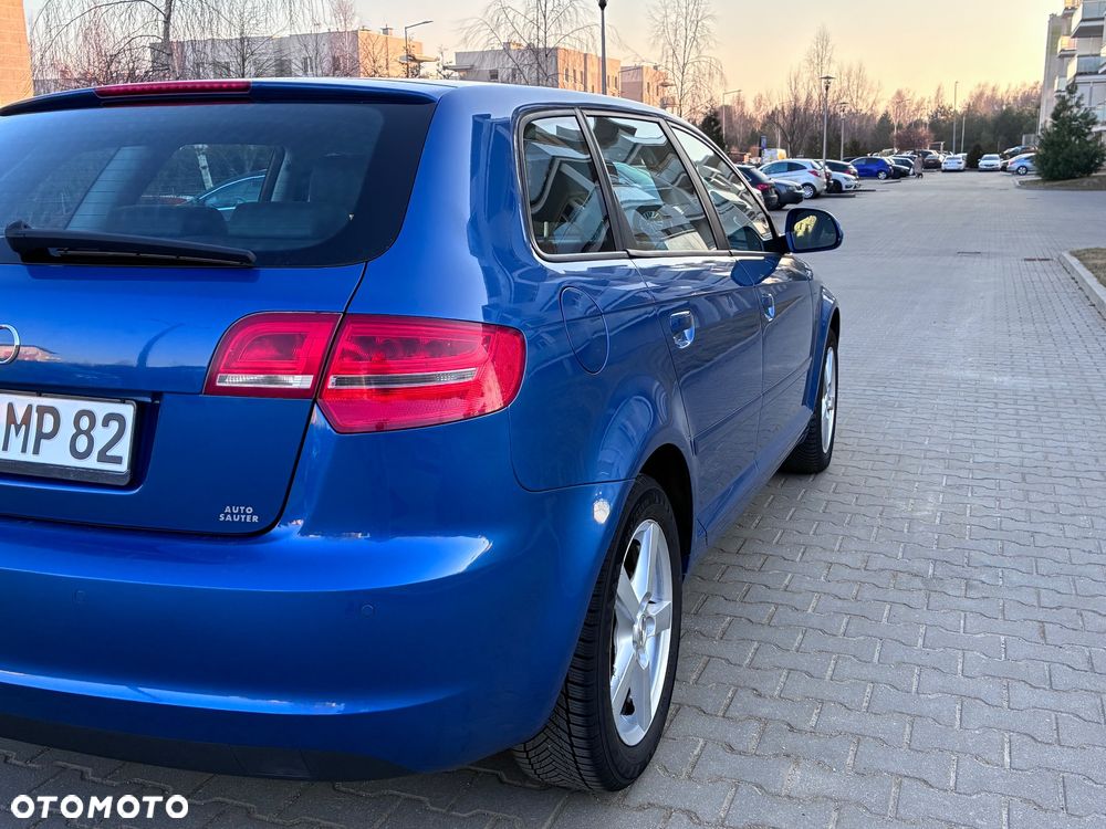 Audi A3 Sportback 1.6 Ambiente - 18