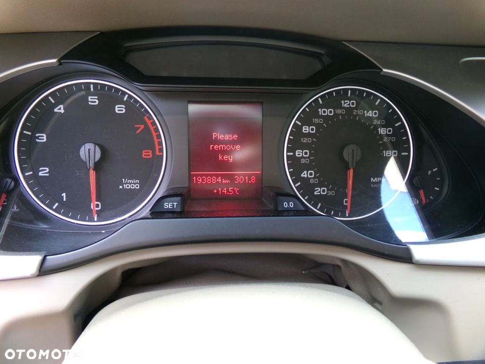 Audi A4 Limousine 2.0 TFSI quattro S tronic Attraction - 12