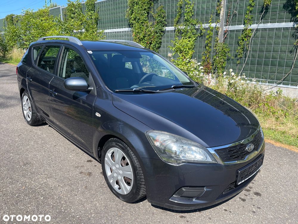 Kia Ceed 1.4 CVVT Vision - 1