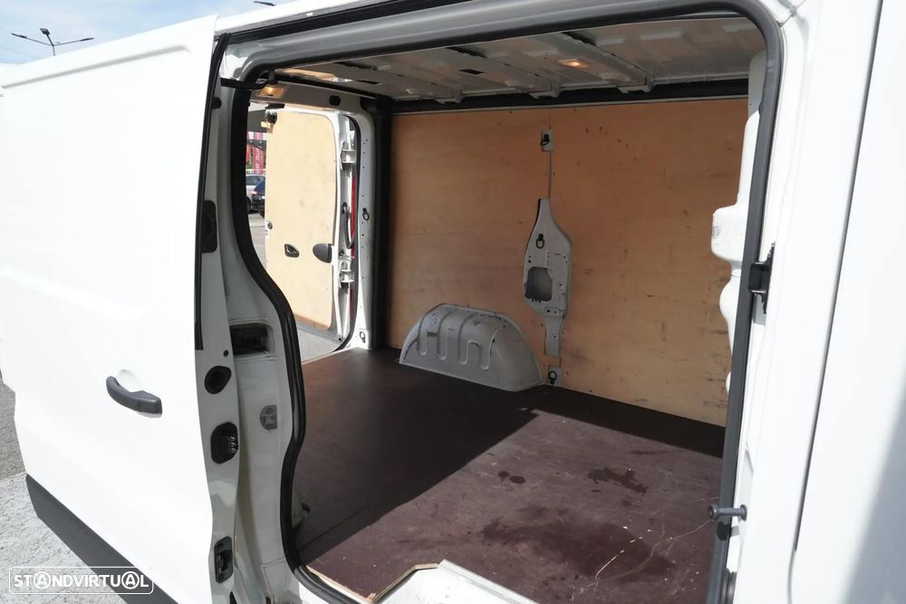 Renault Trafic 1.6 dCi L1H1 1.0T - 19