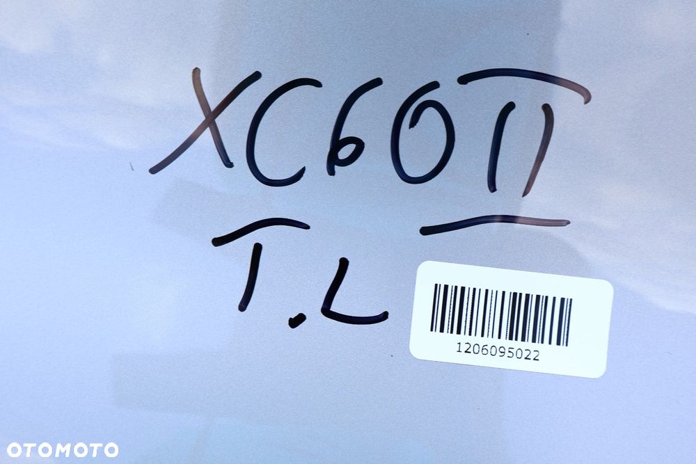 VOLVO XC60 II ĆWIARTKA BŁOTNIK LEWA TYŁ - 5