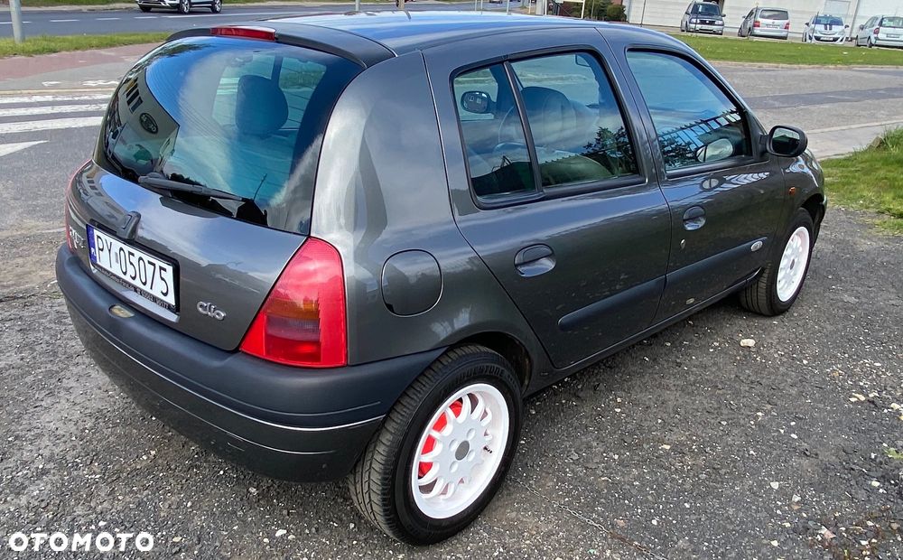 Renault Clio - 4