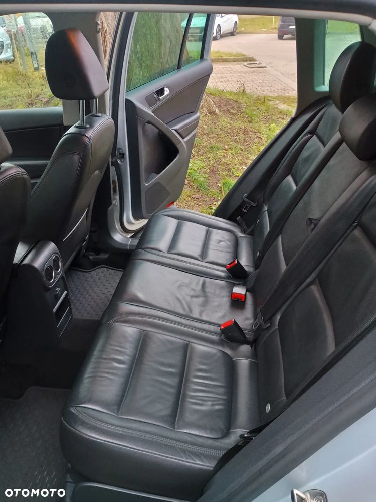 Volkswagen Tiguan - 15