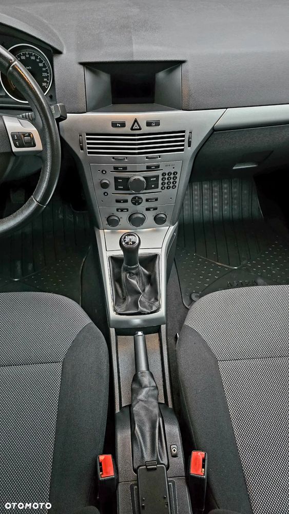 Opel Astra 1.6 Innovation - 13