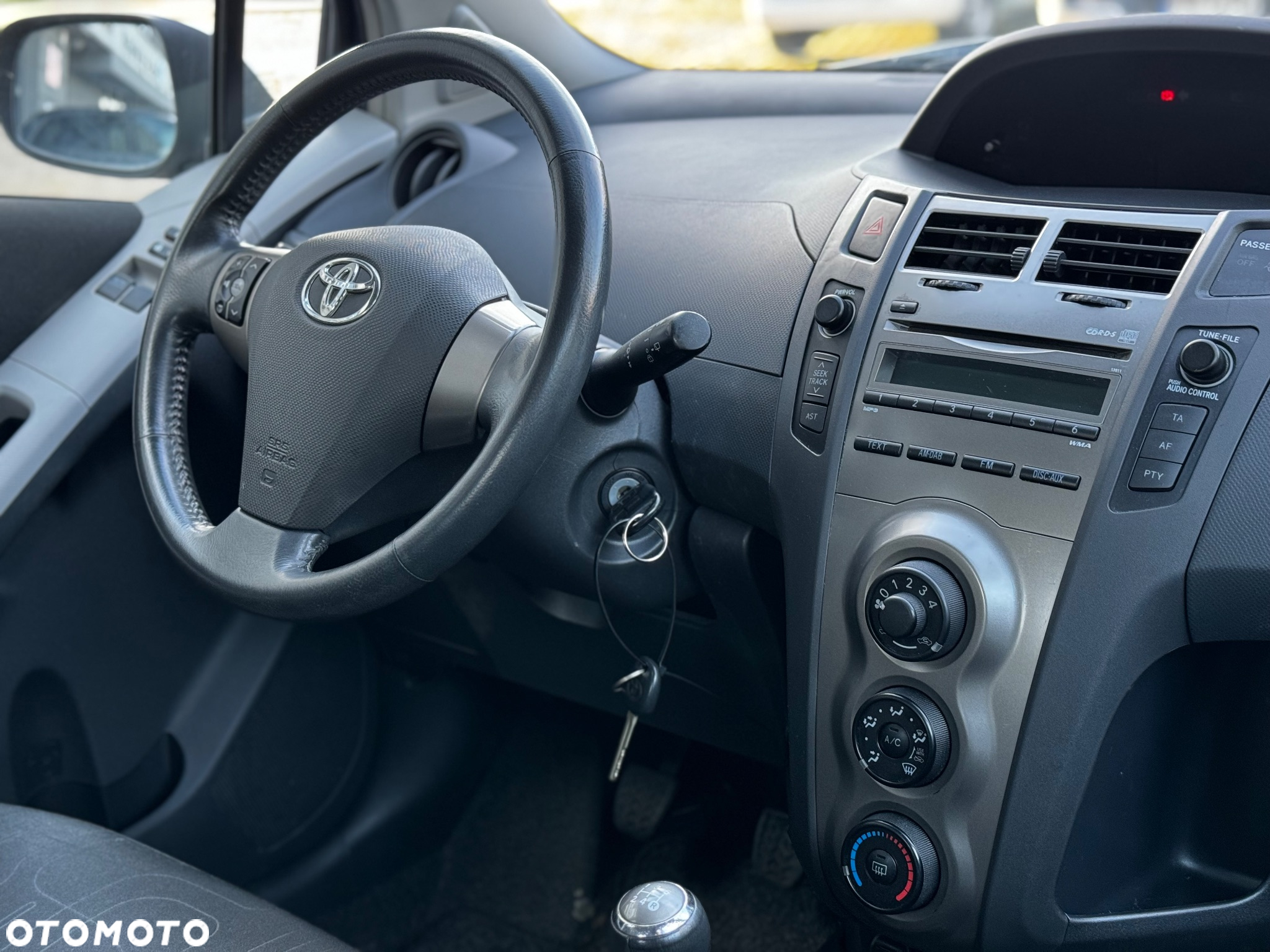 Toyota Yaris 1.0 VVT-i Cool Edition - 15