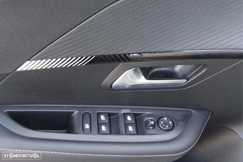 Peugeot 208 1.2 PureTech Allure - 10