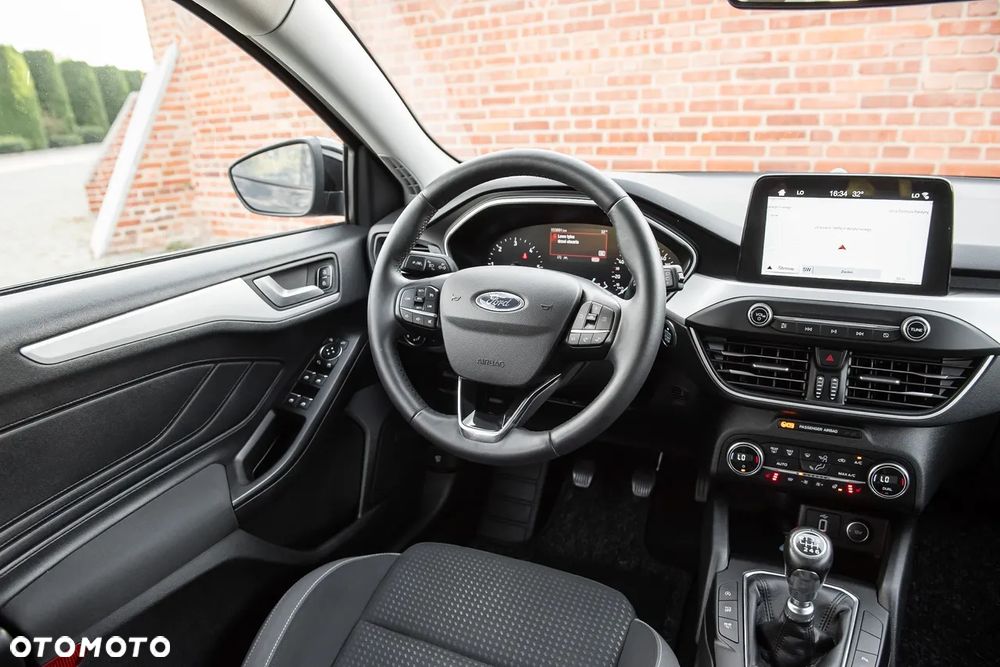 Ford Focus 1.5 EcoBlue Titanium - 27