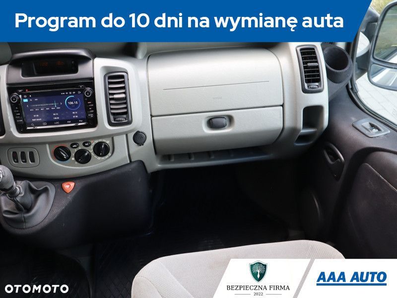 Opel Vivaro - 9