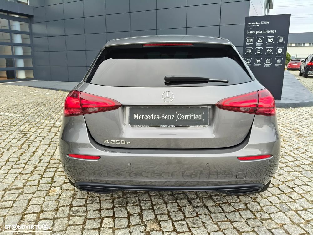 Mercedes-Benz A 250 e - 16