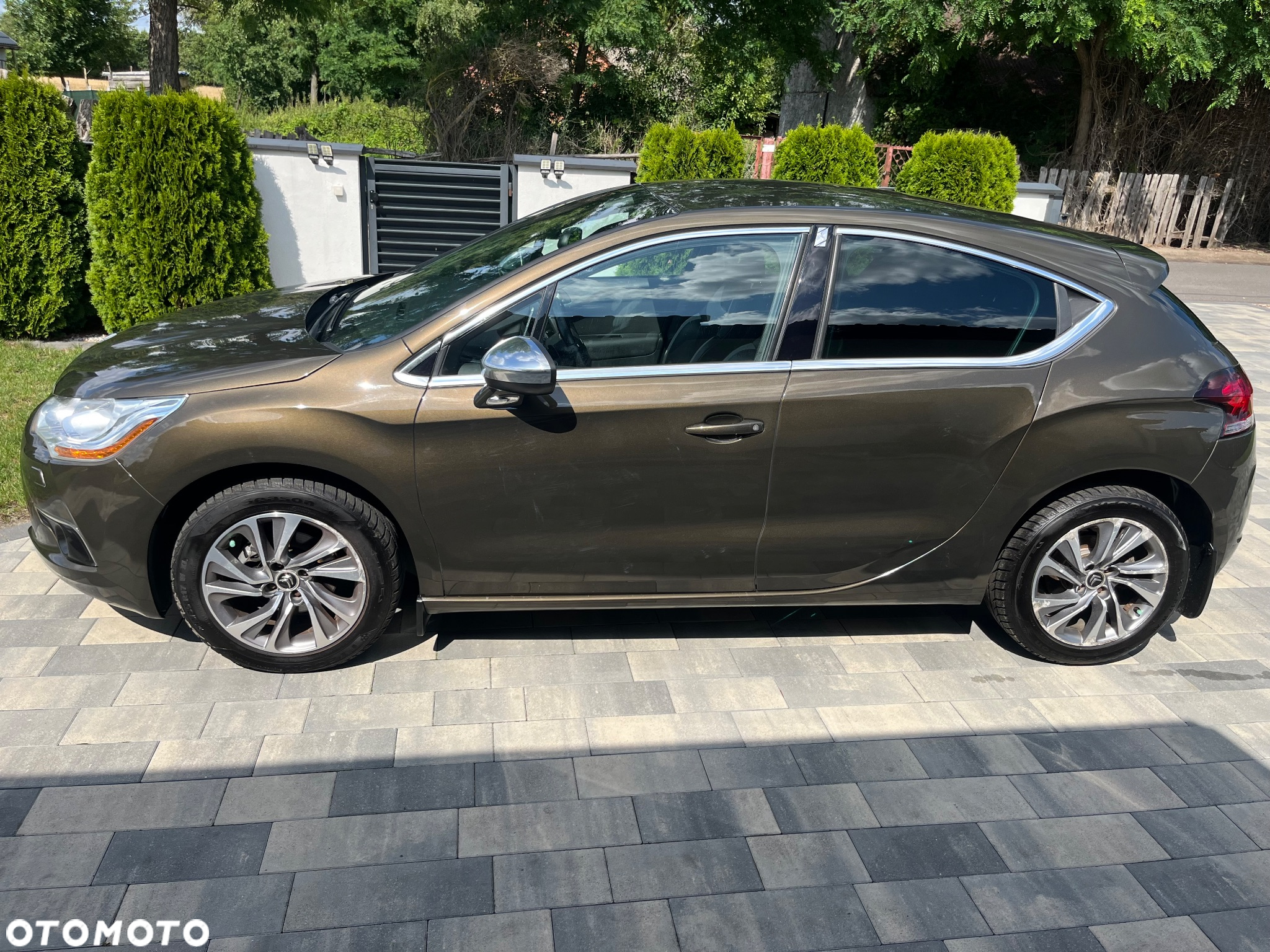 Citroën DS4 1.6 e-HDi SoChic MCP - 14