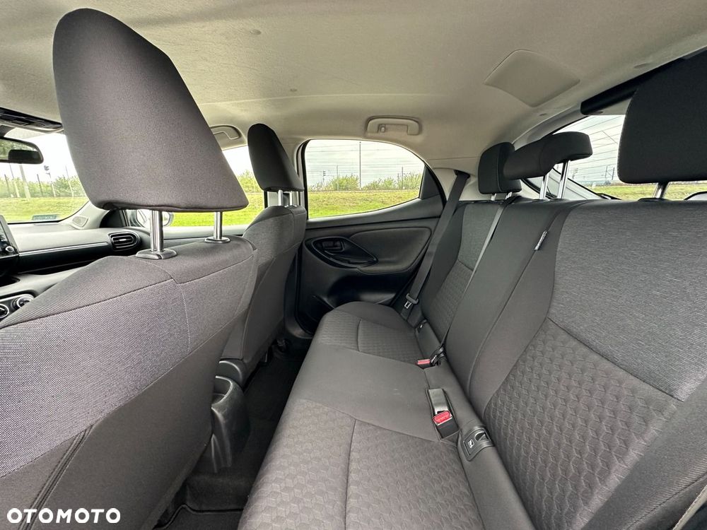 Toyota Yaris 1.5 Comfort CVT - 11